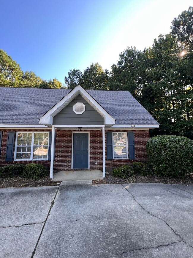 Building Photo - Taleeda 467-469