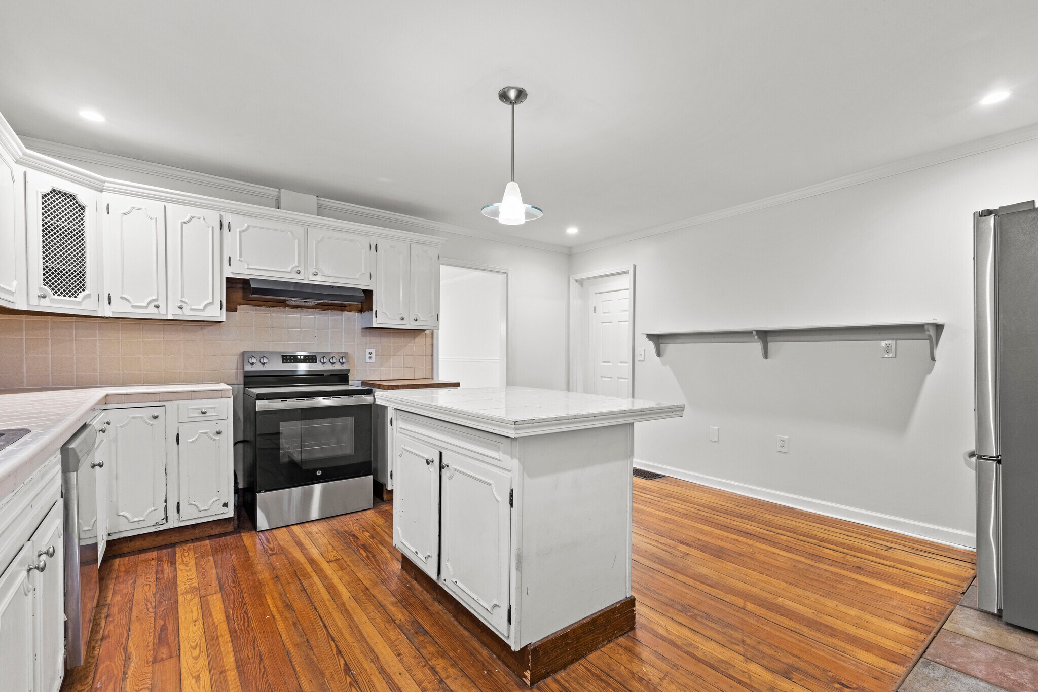 Building Photo - 315 Garfield Ave