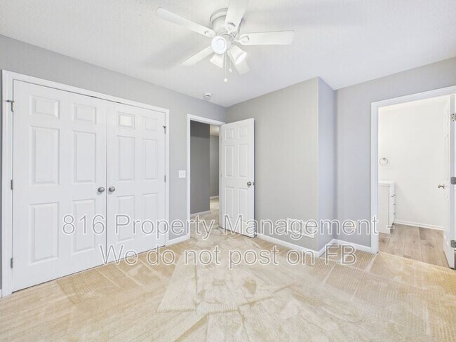 Building Photo - 8164 Drury Ave