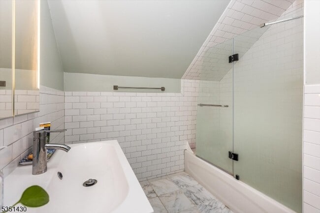 Building Photo - 6 Boyden Pkwy S