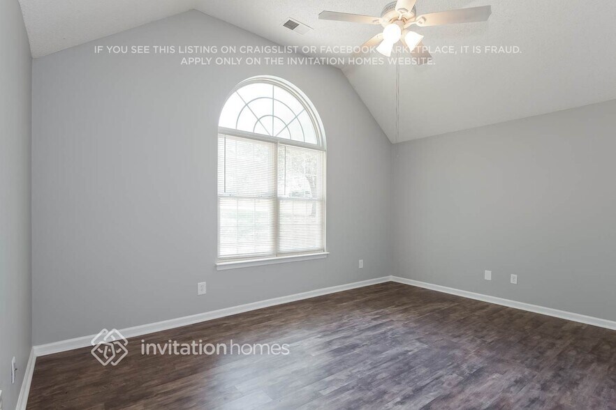Building Photo - 7246 Kavan Hunter Dr