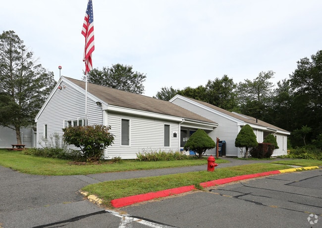 Building Photo - Twenty One Dowd