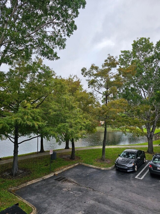 Building Photo - 4187 N Haverhill Rd