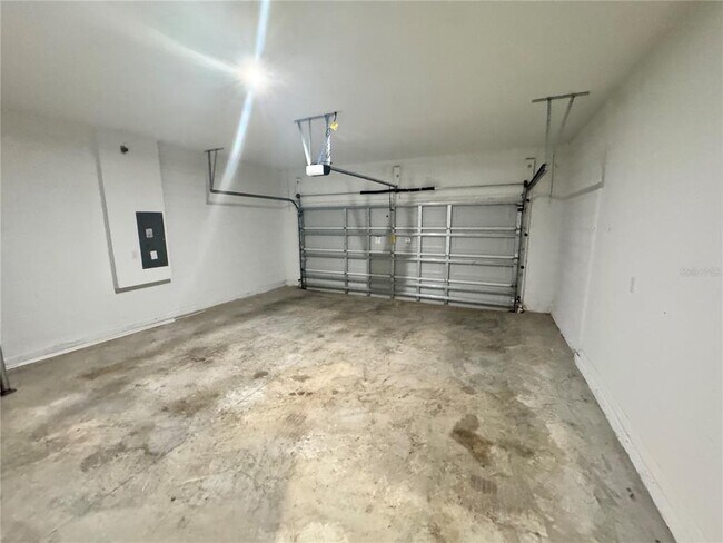 Building Photo - 34100 Chipping Sparrow Dr
