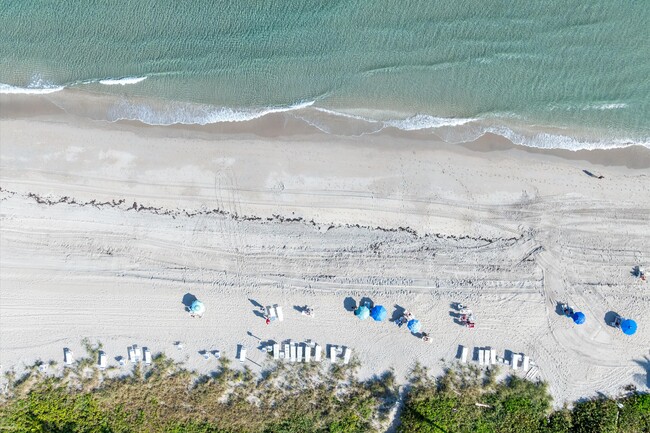 Building Photo - 3224 S Ocean Blvd