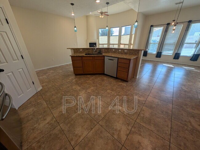Building Photo - 6101 Eagle Eye Dr NW