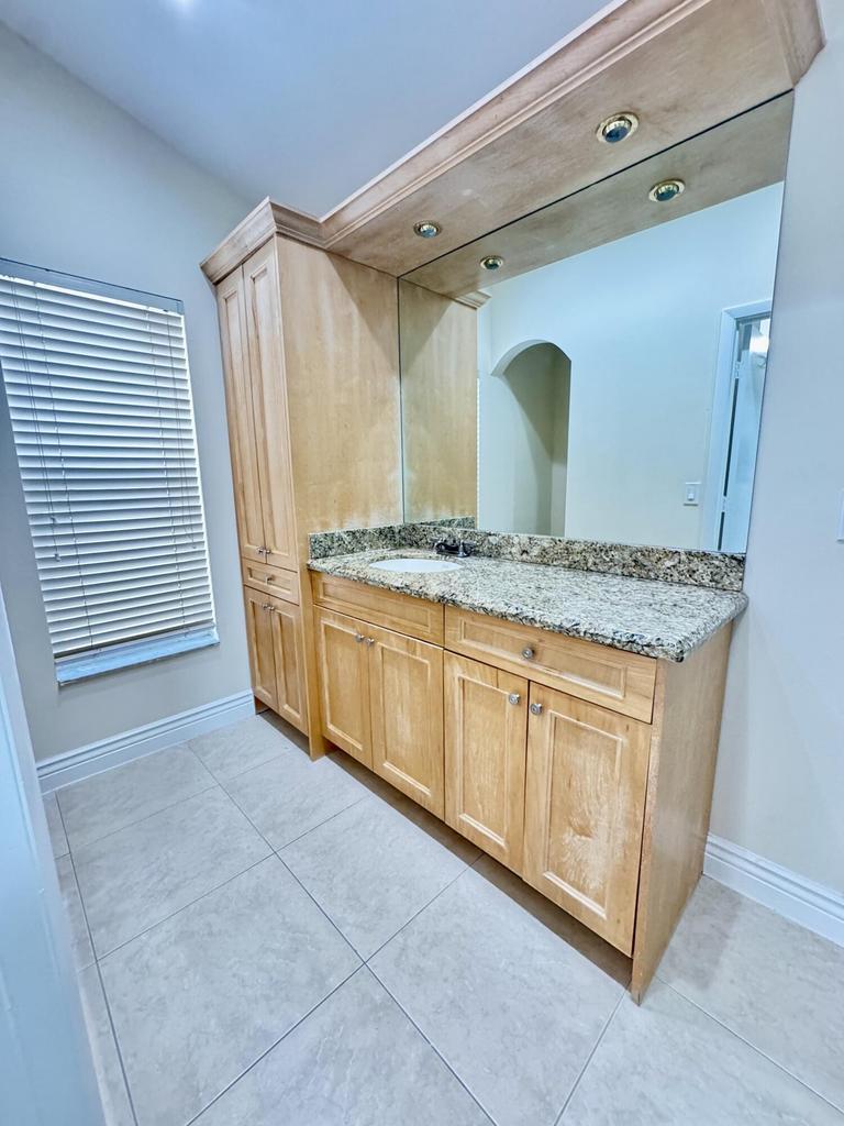 Building Photo - 54 Egret Way