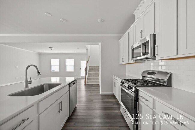 Building Photo - 125 Sea Cave Ln