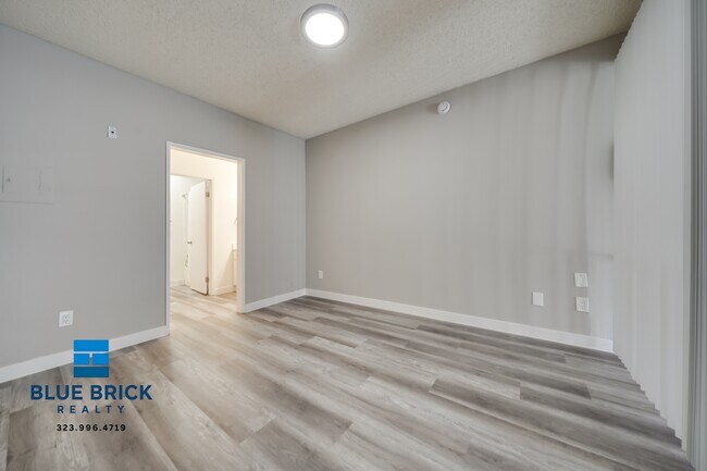 Building Photo - 8430 Cedros Ave