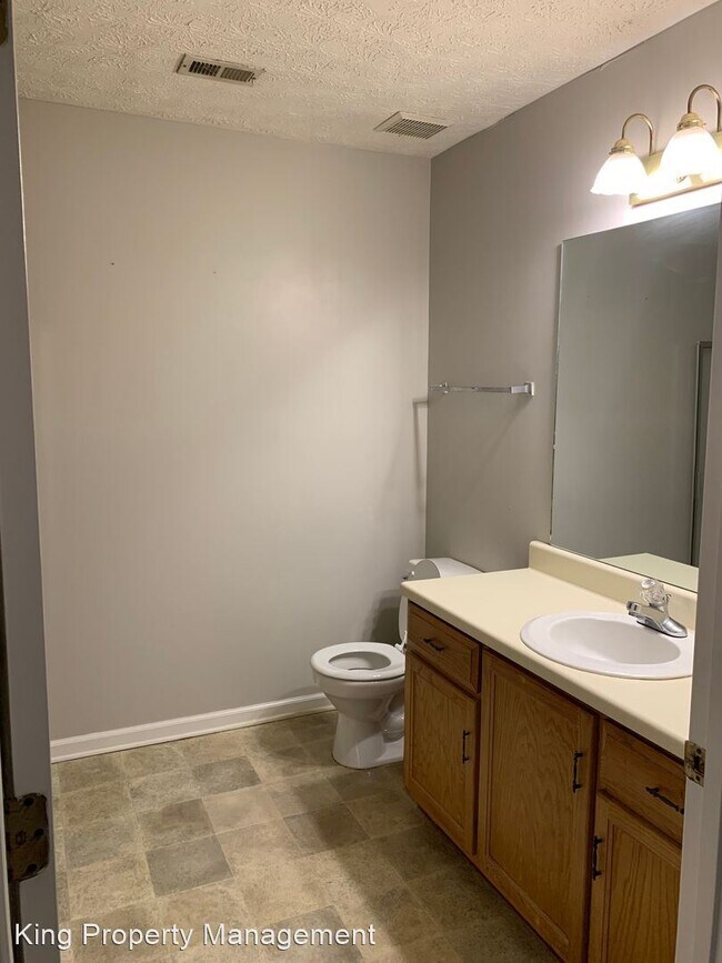 Building Photo - 2 br, 2 bath House - 422 Leighton Avenue