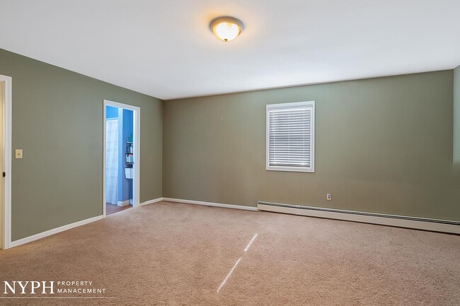 Building Photo - 5113 Cedarvale Rd