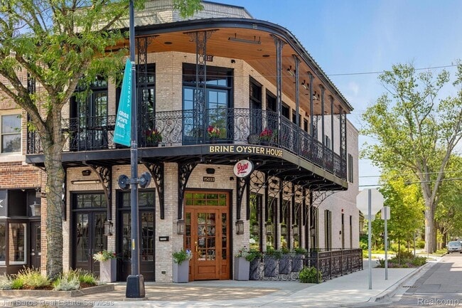Building Photo - 1300 Maryland St