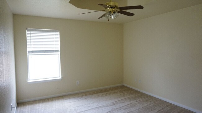 Building Photo - 5404 Hunters Ridge Trail