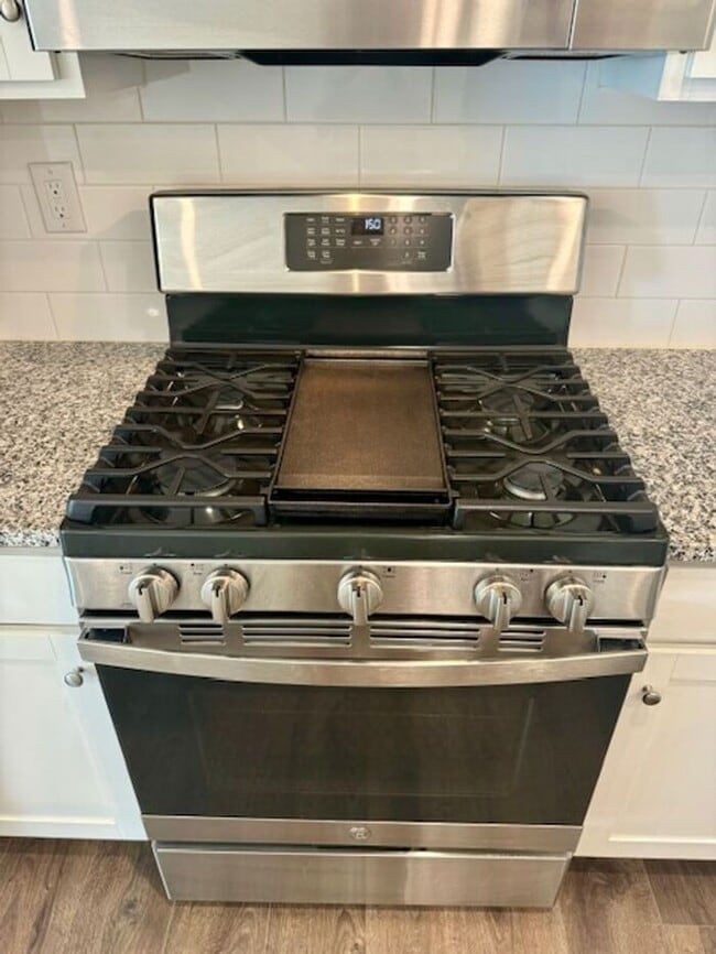 Building Photo - 206 Harpers Run Ln