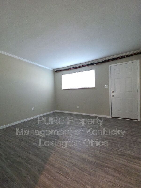 Building Photo - 1685 Alexandria Dr
