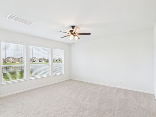 Building Photo - Santa Rita  Beauty