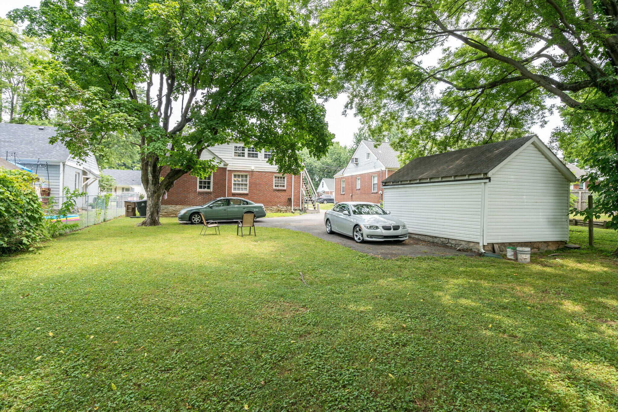 Building Photo - 253 Thuss Ave