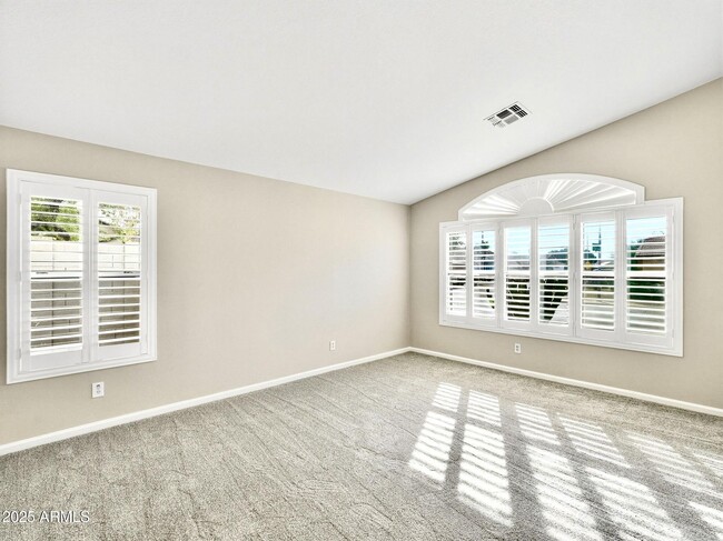 Building Photo - 9926 E Pantera Ave