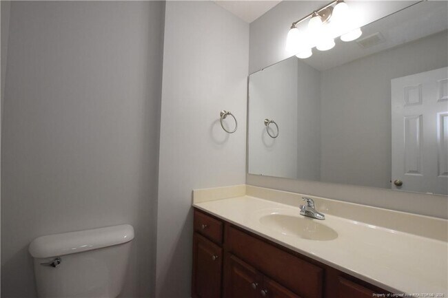 Building Photo - 730 Northview Dr
