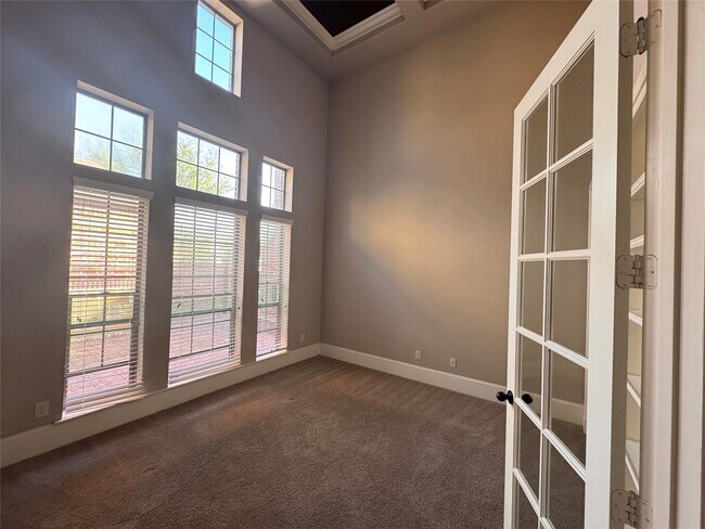 Building Photo - 5038 Lockridge Sky Ln