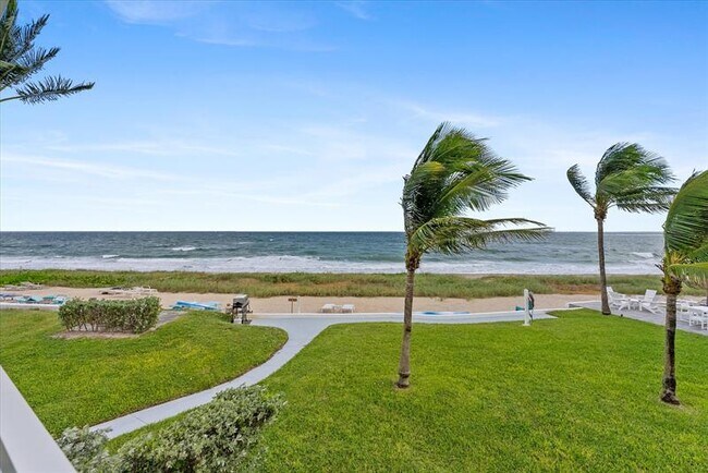 Building Photo - 1041 Hillsboro Mile