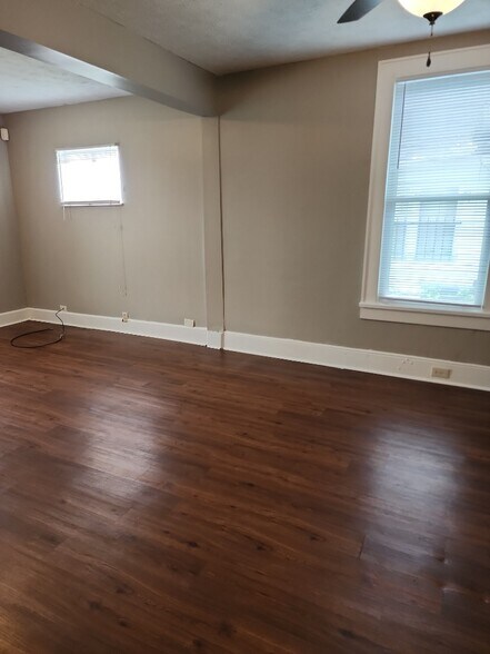 Building Photo - 515 Ben Hur Ave