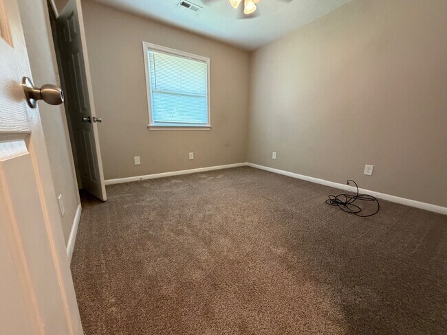 Building Photo - 3561 Orange St