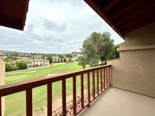 Building Photo - Beautiful Townhome on The Legends Golf Cou...
