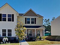 Building Photo - 2547 Piering Dr