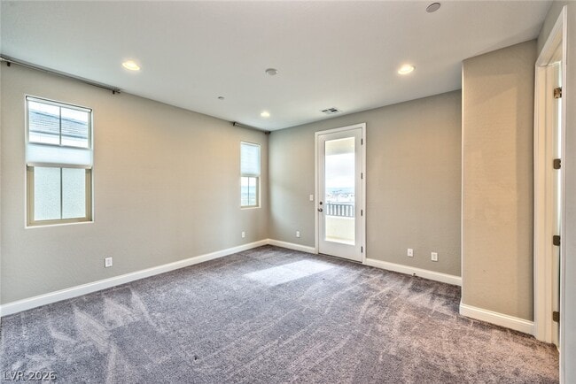 Building Photo - 11697 Redwood Mountain Ave