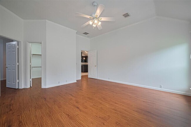 Building Photo - 11042 Sentry Ct