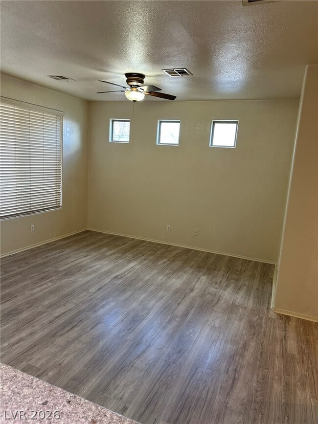Building Photo - 10060 Bonterra Ave