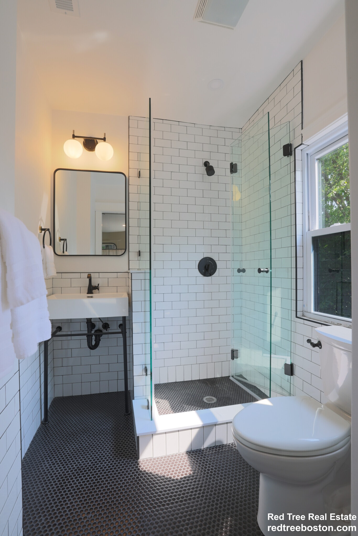 Building Photo - 44 Winslow Rd