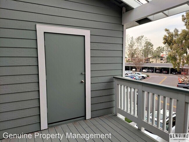 Building Photo - 2 br, 1.5 bath House - 12092 Sylvan River ...