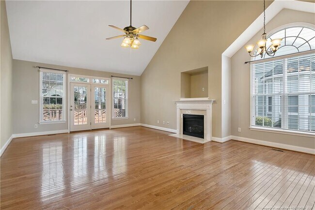 Building Photo - 147 Lamplighter Way