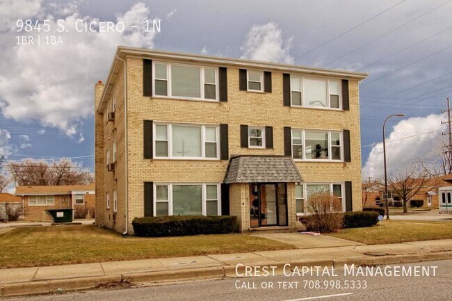 Building Photo - 9845 S Cicero Ave