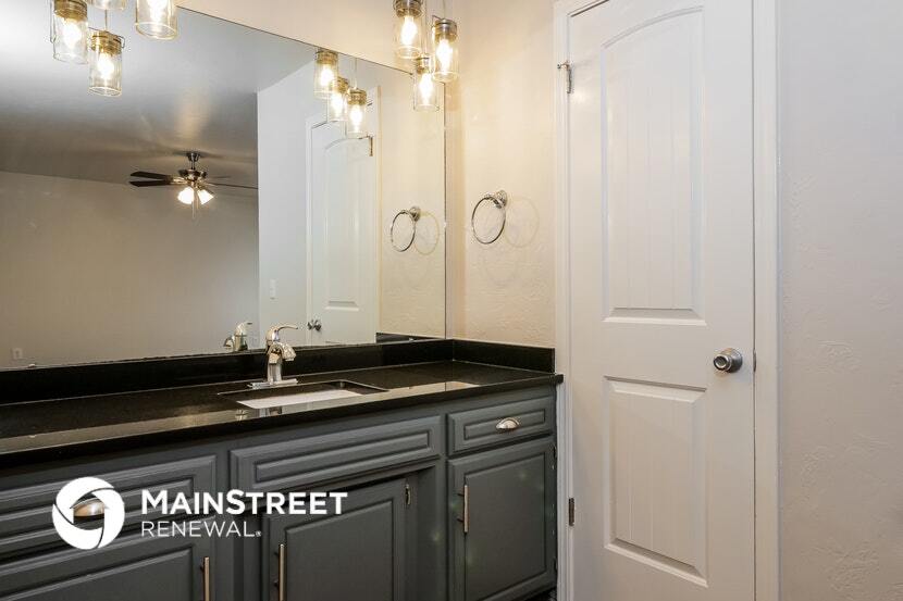 Building Photo - 3412 Prairie Ave