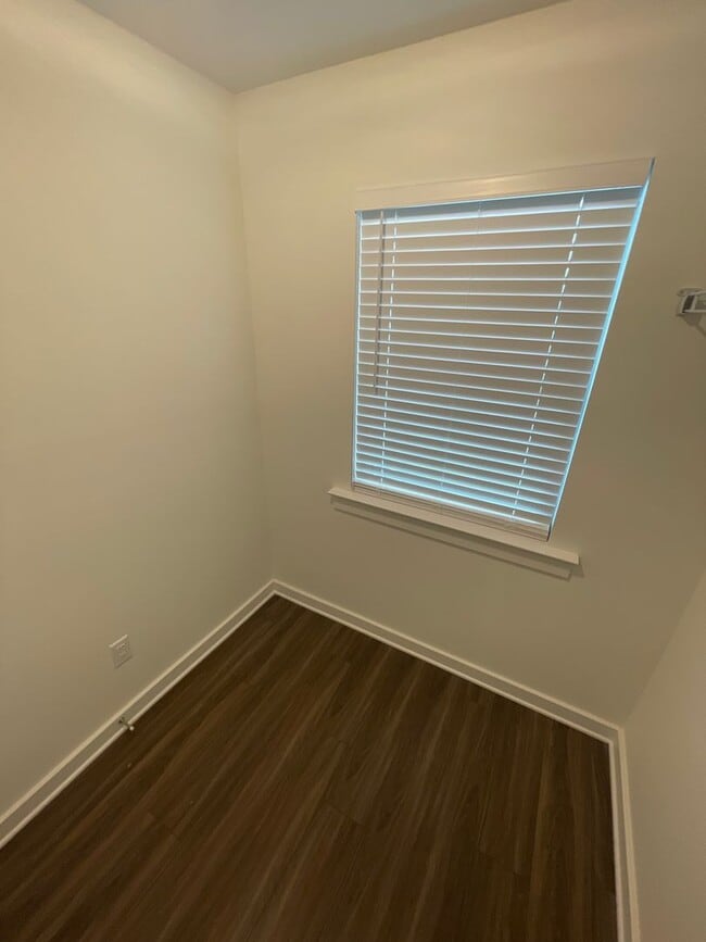 Building Photo - Home for Rent in Oak Grove, AL!!! Available to View Now!