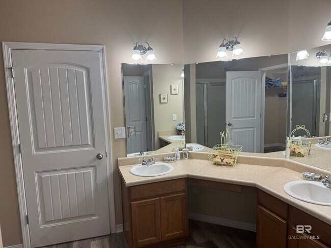 Building Photo - 2651 S Juniper St