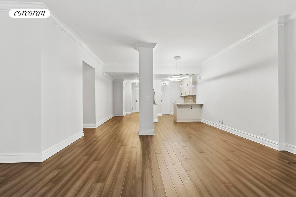 Building Photo - 475 Park Ave