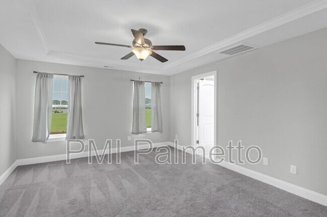 Building Photo - 318 Stillington St