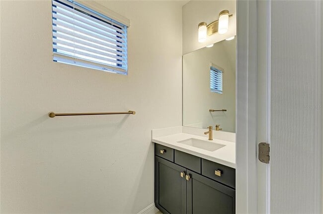 Building Photo - 6629 Fort Pierce Ave