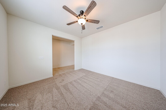 Building Photo - 16683 W Whispering Wind Dr