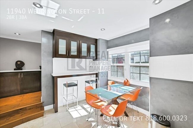 Building Photo - 11940 Weddington St