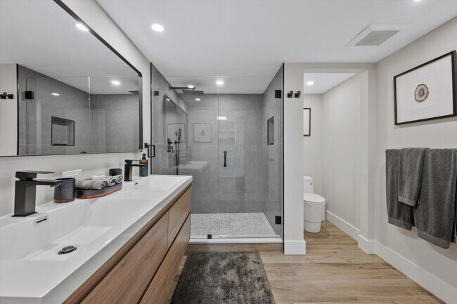 Building Photo - 2785 Polo Island Dr