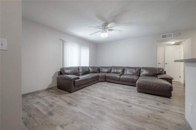 Building Photo - 9100 Dr M.L.K. Jr St N