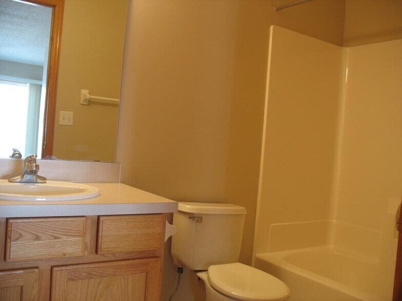 Building Photo - 2501 Cobble Hill Ct