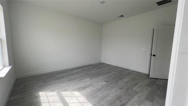 Building Photo - 2523 SW 159th Ln