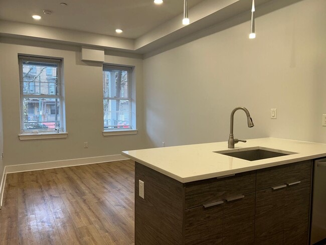 Building Photo - 4242 W Girard Ave