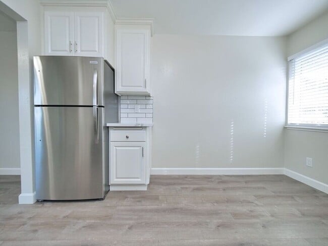 Building Photo - 16016 Marcella St